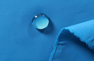 Khả năng chống nắng, chống nước và chống tia UV của áo khoác dù có thực sự tốt