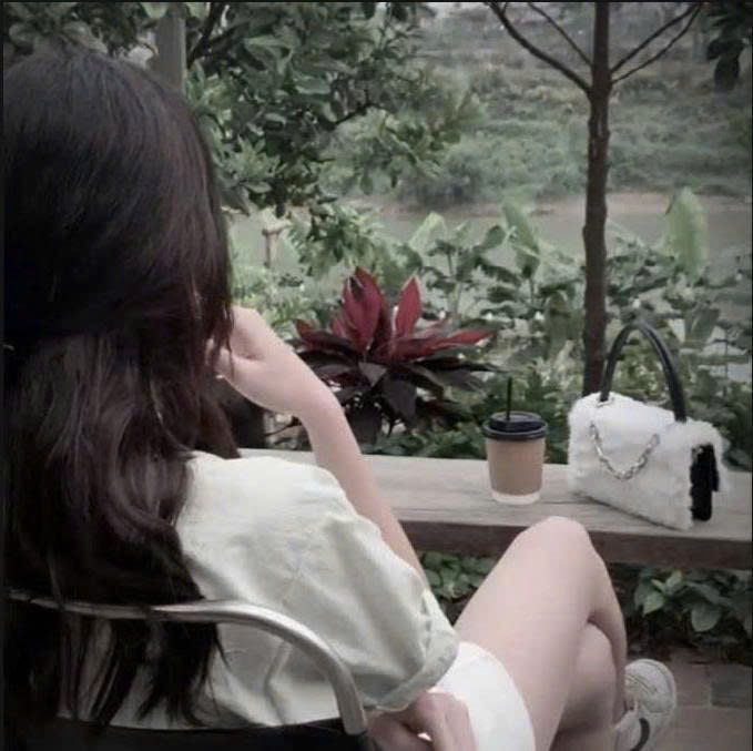 MS. HIỀN